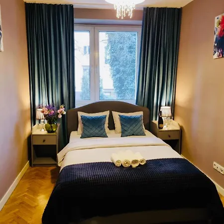 My Beloved Zurawia Street * ワルシャワ